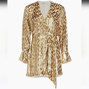 Elegant Gold Leopard Print Long Sleeve Dress